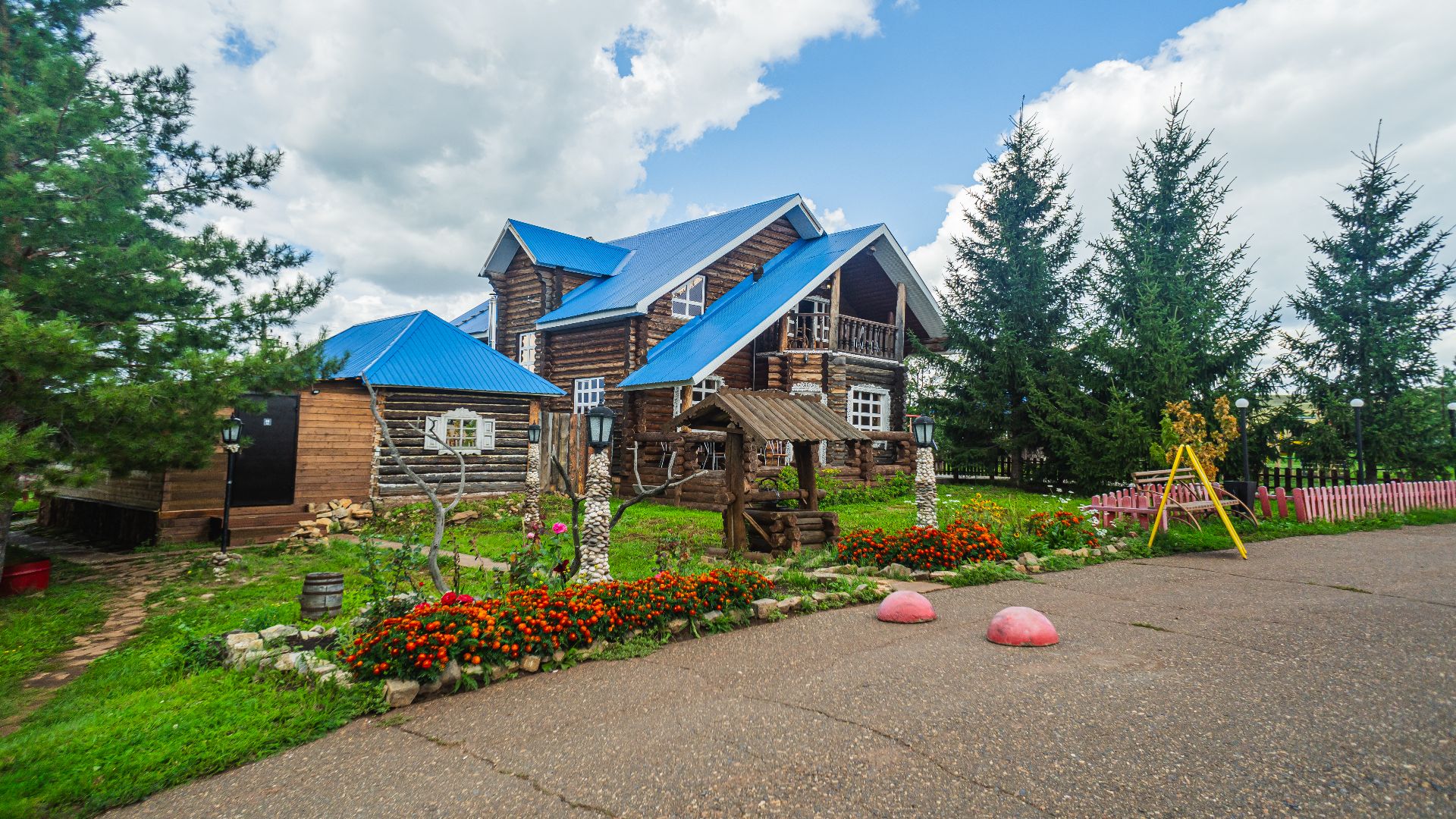 Красная гора