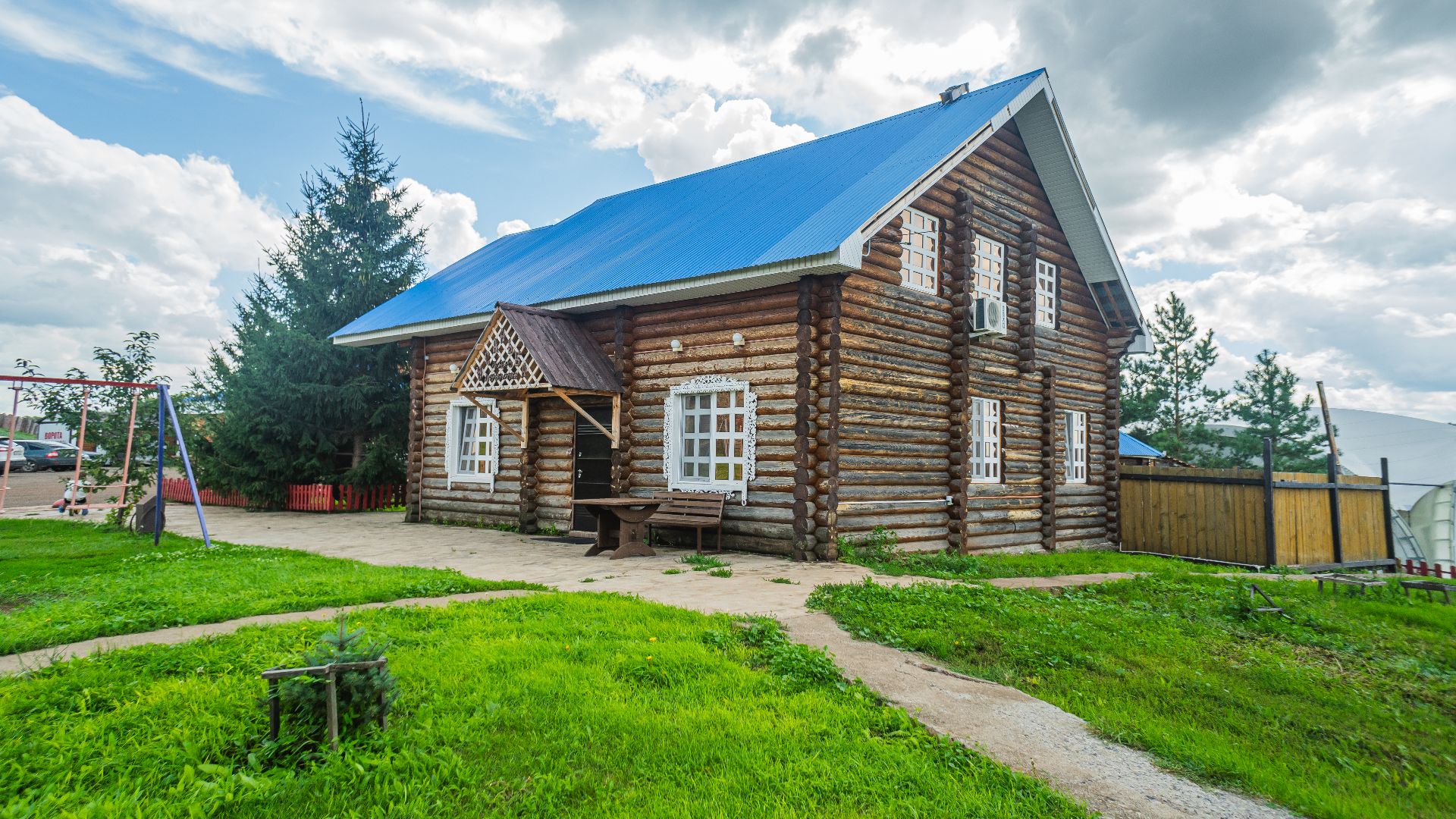 Красная гора